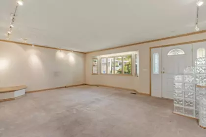 2034 Majestic Crescent, Abbotsford, BC, Abbotsford — Single Family Residence for sale