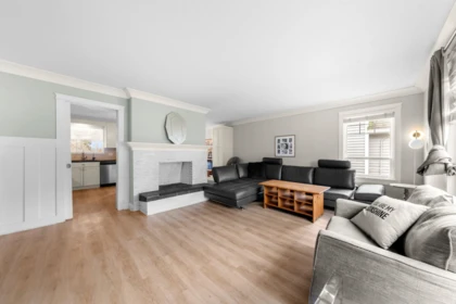 1276 Kent Street, White Rock, BC, White Rock — Single Family Residence for sale