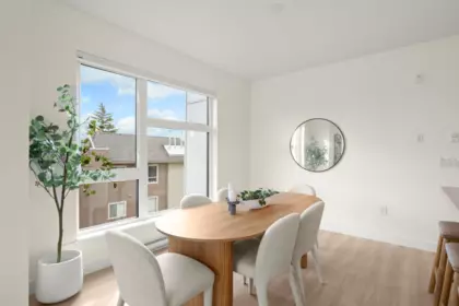 Kitchen Island Photo of 304 15353 17 Avenue, Surrey, BC