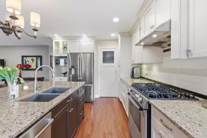 Kitchen Island Photo of 2242 200 Street, Langley, BC