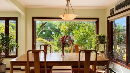 Breakfast Nook Photo of 624 W 30th Avenue, Vancouver, BC