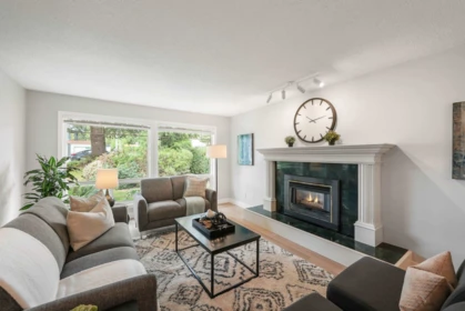 Living Room Photo of 18096 61a Avenue, Surrey, BC