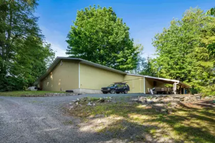 Outdoor Kitchen Photo of 47400 Extrom Road, Chilliwack, BC