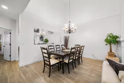 Kitchen Island Photo of 5814 122 Street, Surrey, BC