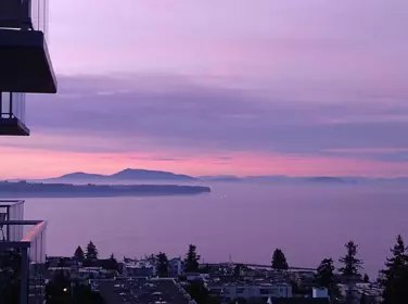 902 15165 Thrift Avenue, White Rock, BC, White rock — Apartment/Condo for sale