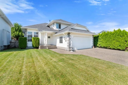 5683 Montesina Place, Chilliwack, BC, Chilliwack — Single Family Residence for sale