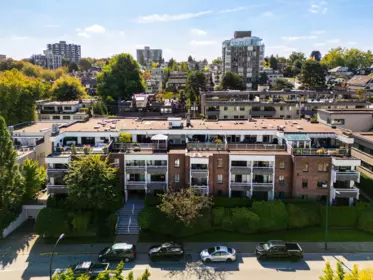 Outdoor Patio Photo of 303 2450 Cornwall Avenue, Vancouver, BC
