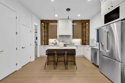 Breakfast Nook Photo of 102 6350 138 Street, Surrey, BC
