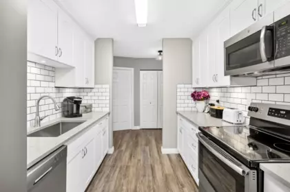 Kitchen Photo of 23 12296 224th Street, Maple Ridge, BC
