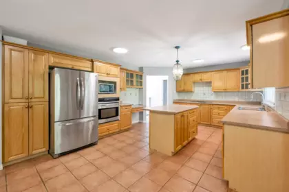 Kitchen Island Photo of 10291 Caithcart Road, Richmond, BC
