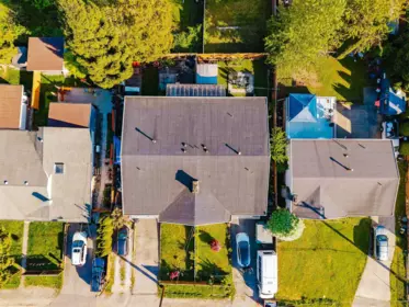7270 16th Avenue, Burnaby, BC, Burnaby — Duplex for sale