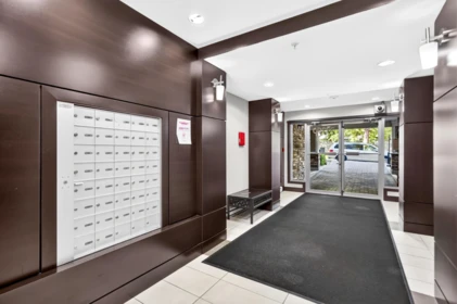 Entry Foyer Photo of 210 22290 North Avenue, Maple Ridge, BC