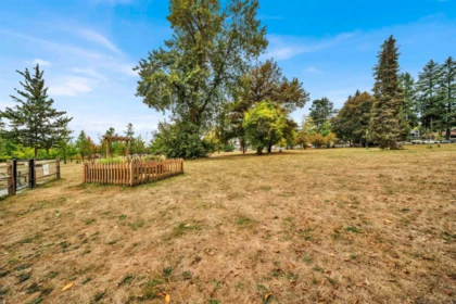 Community Amenities Photo (Clubhouse) of 205 13439 94a Avenue, Surrey, BC