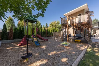 Backyard Photo of 21328 Campbell Avenue, Maple Ridge, BC
