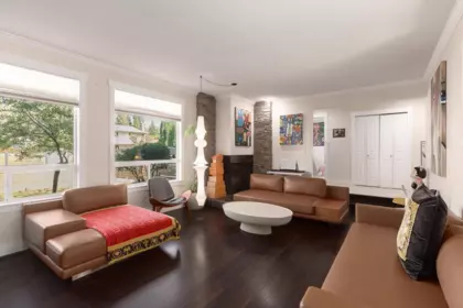 Living Room Photo of 21328 Campbell Avenue, Maple Ridge, BC