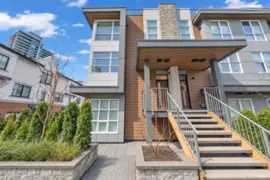 227 2060 Curling Road, North Vancouver, BC