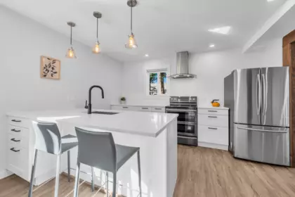 Kitchen Photo of 11591 Kingsbridge Drive, Richmond, BC
