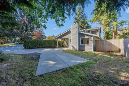 Playground / Recreational Area Near 11591 Kingsbridge Drive, Richmond, BC