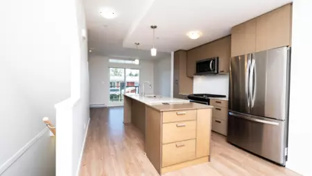 5902 Beachgate Lane, Sechelt, BC, Sechelt — Townhouse for sale