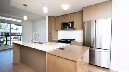 5902 Beachgate Lane, Sechelt, BC, Sechelt — Townhouse for sale