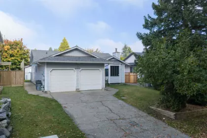26439 28 Avenue, Langley, BC, Langley — Single Family Residence for sale