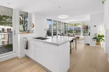 1007 188 Keefer Street, Vancouver, BC, Vancouver — Apartment/Condo for sale