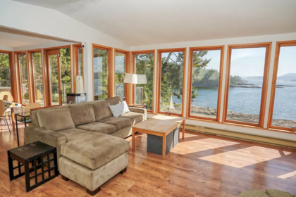 Guest Bathroom Photo of 232&234 Spinnaker Drive, Mayne Island, BC