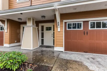 44 45290 Soowahlie Crescent, Sardis, BC, Sardis — Townhouse for sale