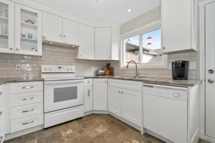 A 46538 Rolinde Crescent, Chilliwack, BC, Chilliwack — Half Duplex for sale