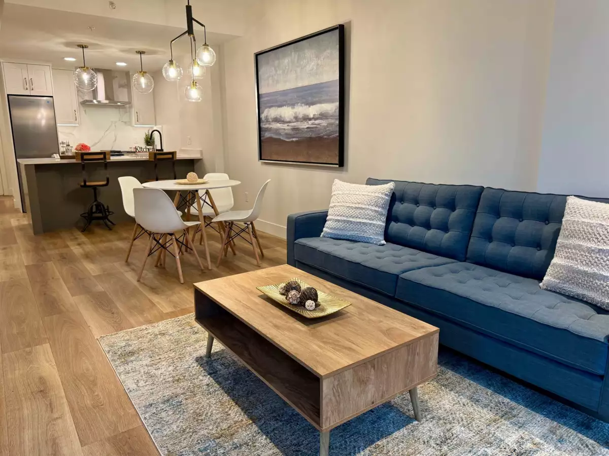 Basement Recreation Room Photo of 602 120 Esplanade Avenue, Harrison Hot Springs, BC