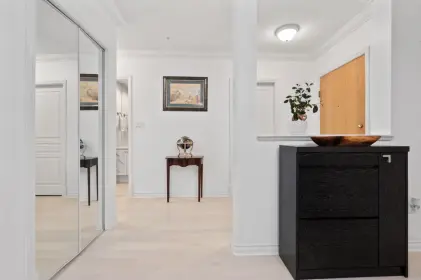 102 5760 Hampton Place, Vancouver, BC, Vancouver — Apartment/Condo for sale