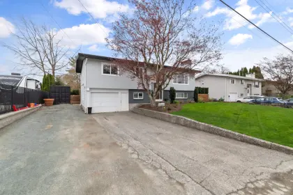 10027 Killarney Drive, Chilliwack, BC, Chilliwack — Single Family Residence for sale