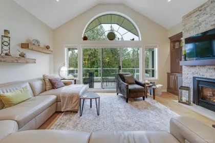 114 4001 Old Clayburn Road, Abbotsford, BC, Abbotsford — Townhouse for sale