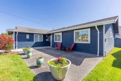 96 Diefenbaker Wynd, Delta, BC, Delta — Single Family Residence for sale