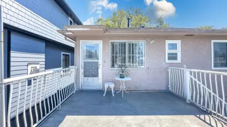 3659 E 48th Avenue, Vancouver, BC, Vancouver — Single Family Residence for sale
