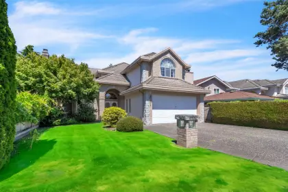 8731 Saunders Road, Richmond, BC, Richmond — Single Family Residence for sale