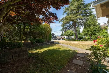 6236 Sperling Avenue, Burnaby, BC, Burnaby — Half Duplex for sale