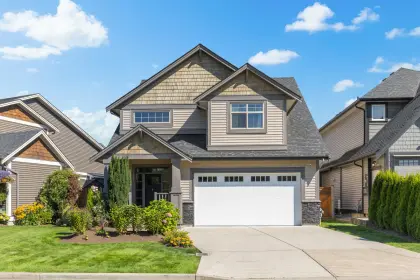 35985 Emily Carr Crescent, Abbotsford, BC, Abbotsford — Single Family Residence for sale
