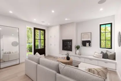 1 3850 W 13th Avenue, Vancouver, BC, Vancouver — Half Duplex for sale