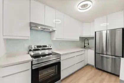 503 7151 Edmonds Street, Burnaby, BC, Burnaby — Apartment/Condo for sale