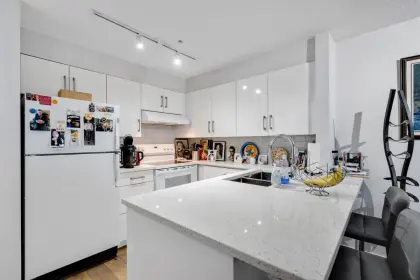206 1208 Bidwell Street, Vancouver, BC, Vancouver — Apartment/Condo for sale