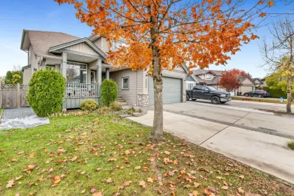 30657 Steelhead Court, Abbotsford, BC, Abbotsford — Single Family Residence for sale