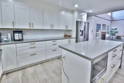 15402 110 Avenue, Surrey, BC, Surrey — Single Family Residence for sale