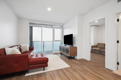 3609 10448 University Drive, Surrey, BC
