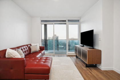 3609 10448 University Drive, Surrey, BC