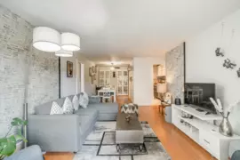 104 327 Ninth Street, New Westminster, BC