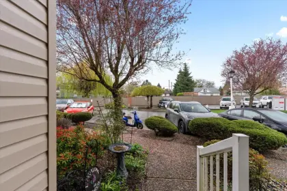 105 9540 Cook Street, Chilliwack, BC, Chilliwack — Townhouse for sale