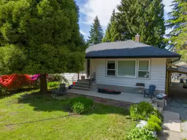 Pantry Photo of 22155 Cliff Avenue, Maple Ridge, BC