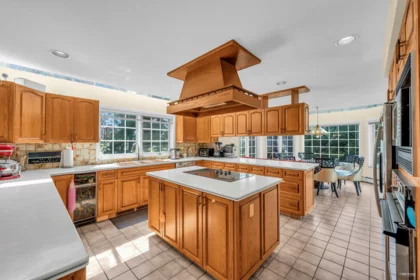 Breakfast Nook Photo of 1338 W 54th Avenue, Vancouver, BC