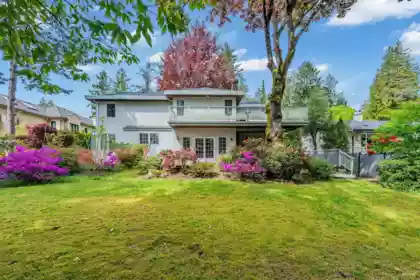 Swimming Pool Photo of 1338 W 54th Avenue, Vancouver, BC